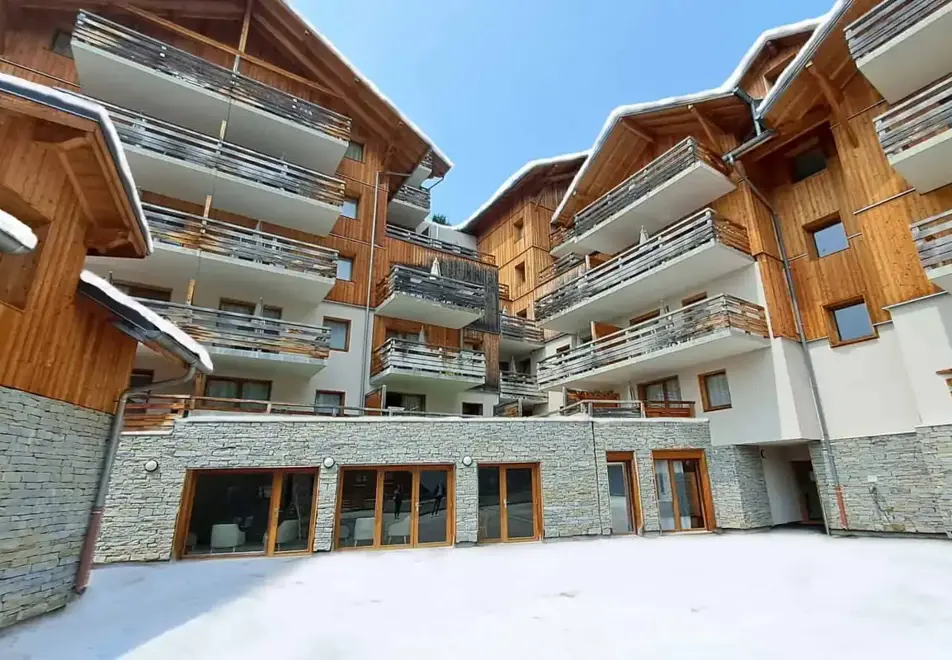 Le Crystal, Vaujany (self catered apartments)