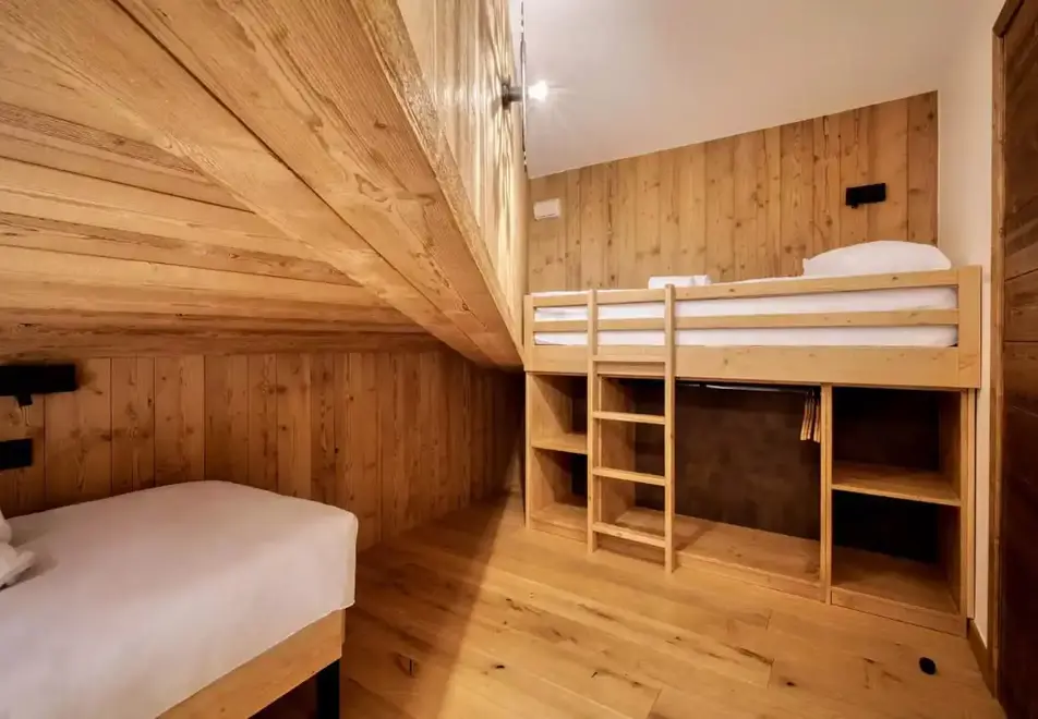 Yeti, Tignes le Lac (self catered apartments) - Yeti 2.2