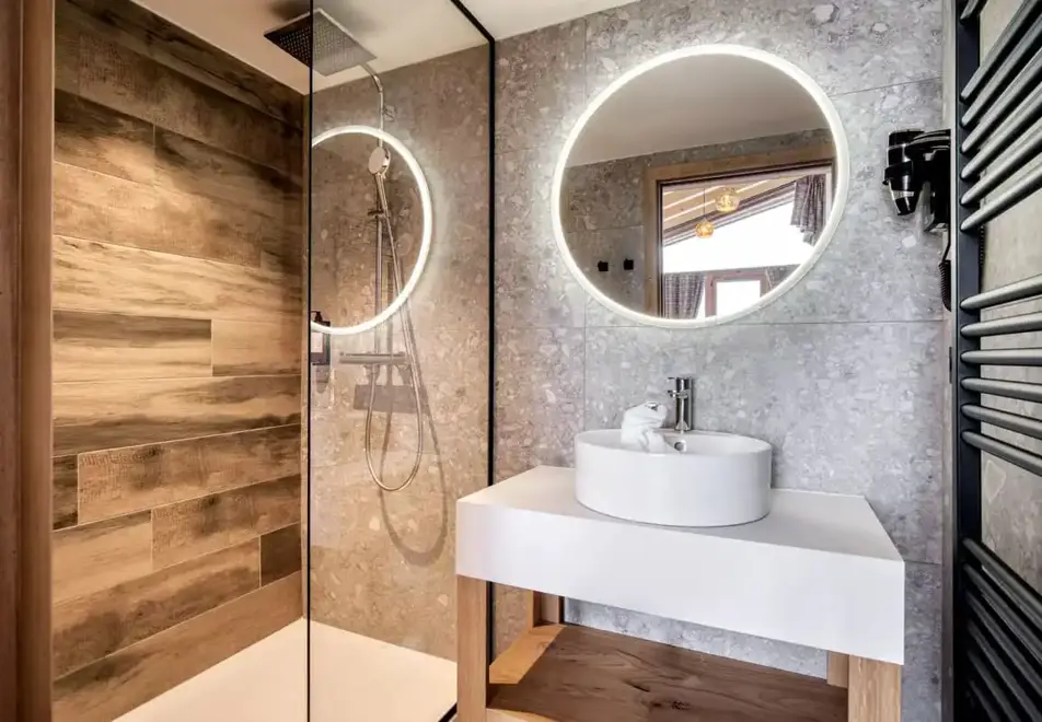 Yeti, Tignes le Lac (self catered apartments) - Yeti 4.2