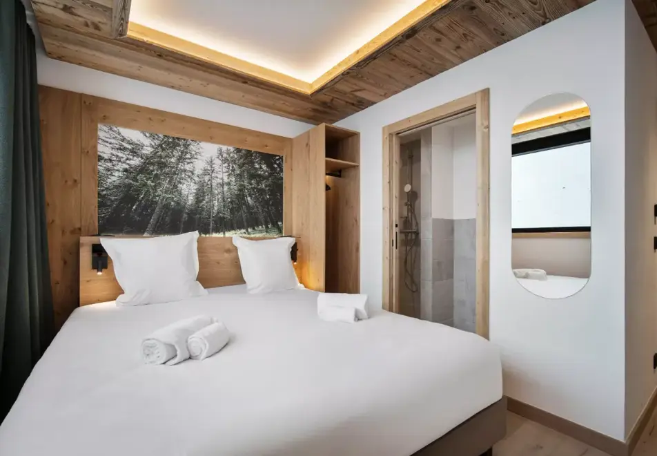 Le Quartz, Tignes Val Claret (self catered apartments) - Typical style of 601