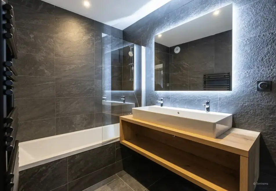 Le Quartz, Peisey Vallandry (self catered apartments) - Typical apartment style