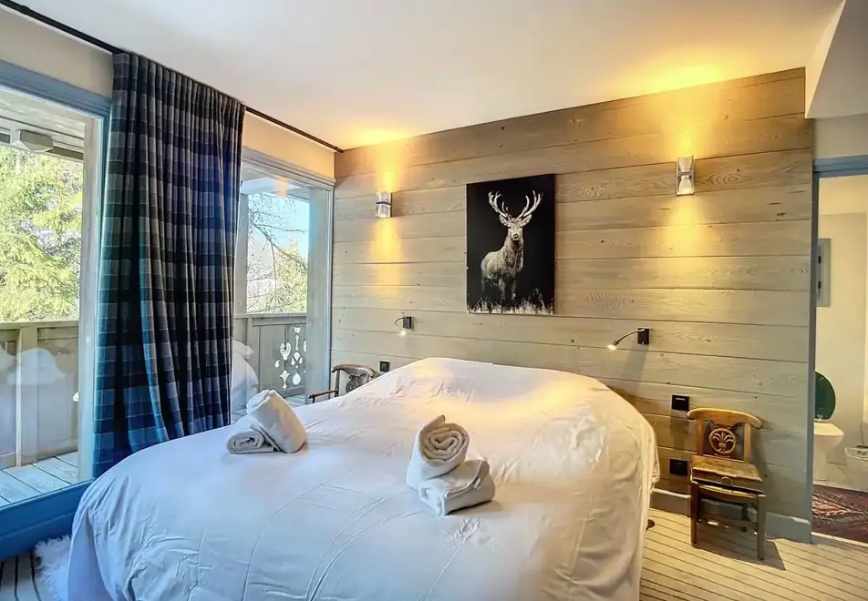 Chalet Broceliande, Meribel (self catered chalet) - Bedroom