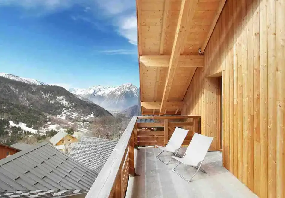 Le Crystal, Vaujany (self catered apartments) - Typical apartment style