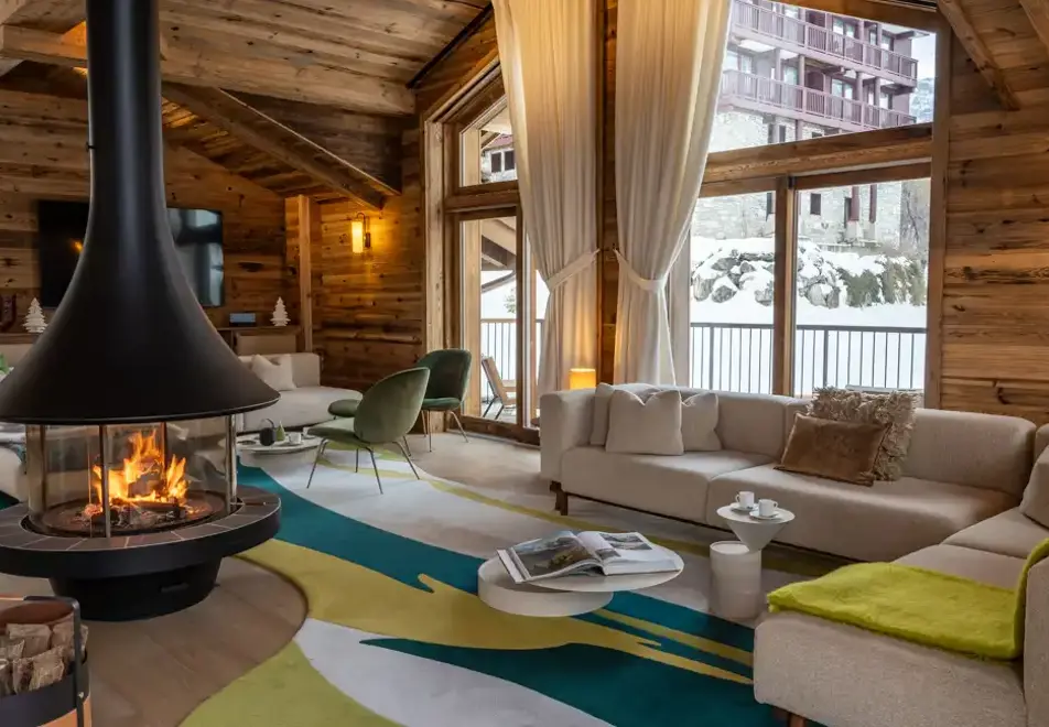 Silverstone Lodge, Val d'Isere (self catered chalet/apartment) - Number 7