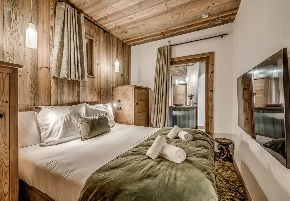 Le Val d'Isere, Val d'Isere (hotel & apartments) - Fornet apartment (©andyparant)