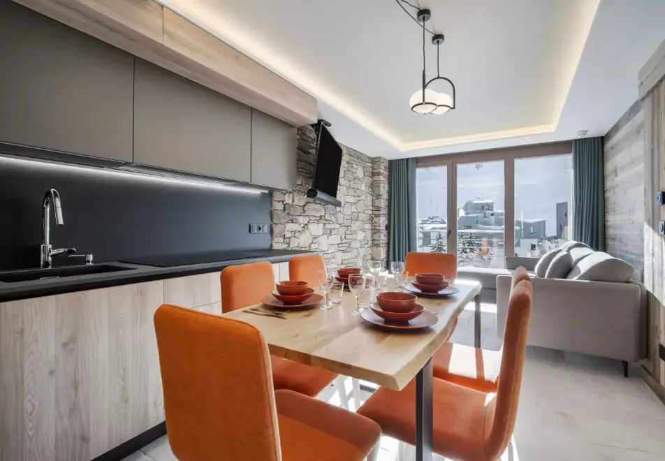 Le Quartz, Tignes Val Claret (self catered apartments) - Typical style of 201, 301, 401