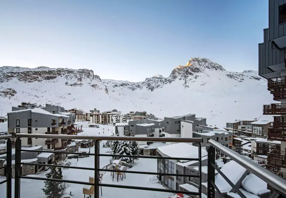 Le Quartz, Tignes Val Claret (self catered apartments) - Typical style of 502