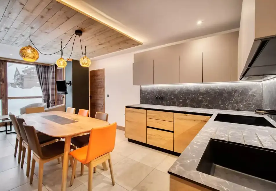 Yeti, Tignes le Lac (self catered apartments) - Yeti 1.3